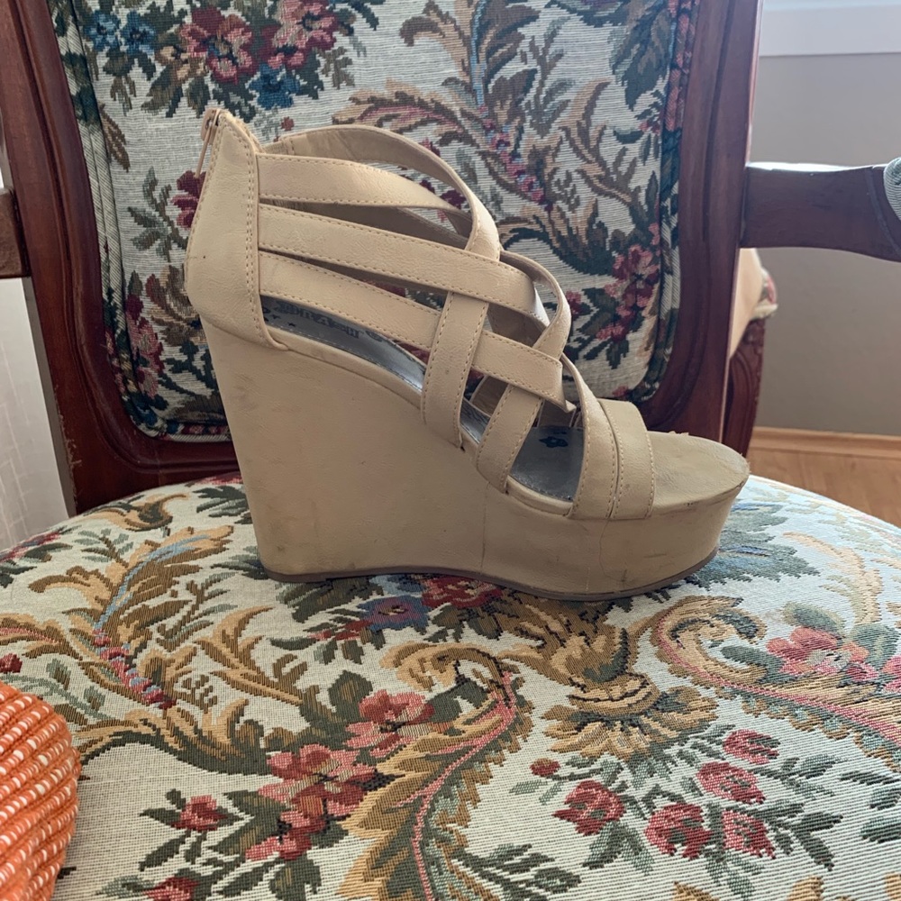 Wedges - Picture 2 of 3